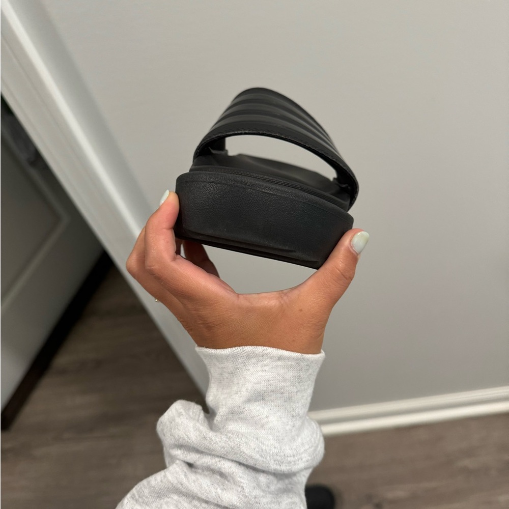 Adidas Slides Platform Slides - Picture 13 of 14